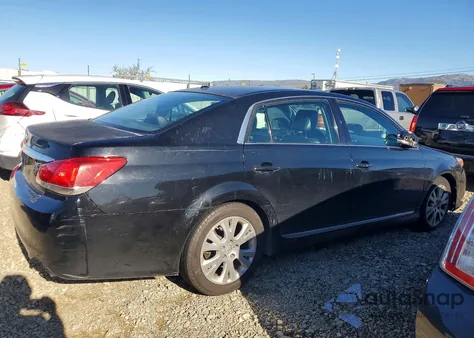 2012 Toyota Avalon Base z USA, uszkodzony, nr VIN 4T1BK3DB5CU450851
